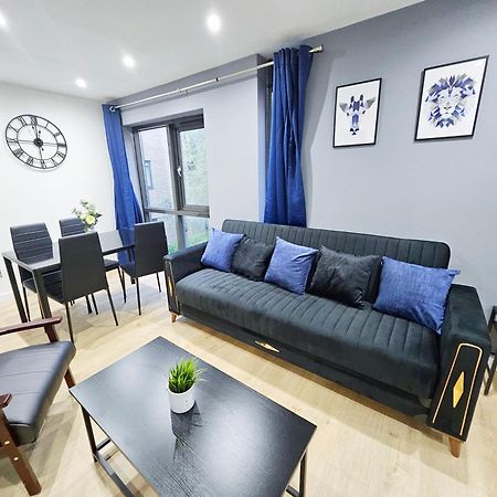 Gdy2 - The Green Dragon Apartment ลอนดอน ภายนอก รูปภาพ