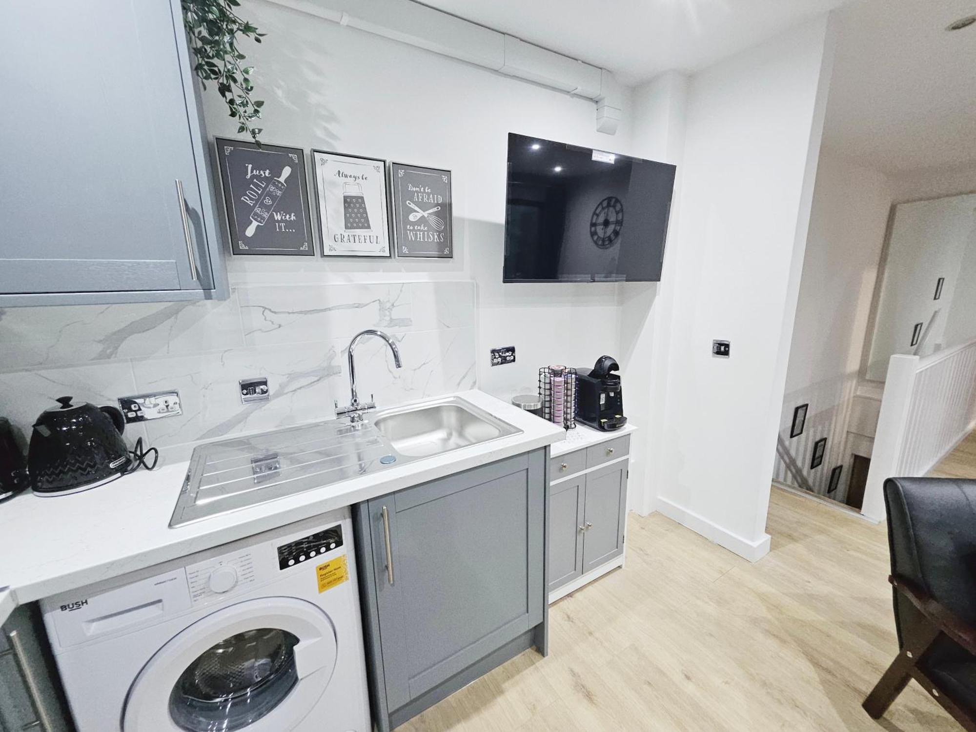 Gdy2 - The Green Dragon Apartment ลอนดอน ภายนอก รูปภาพ